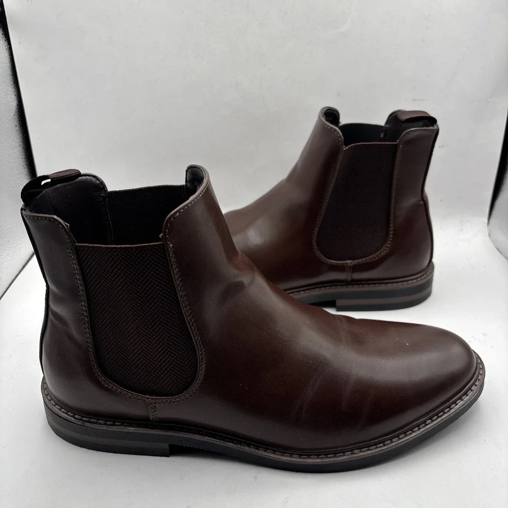 Unlisted by Kenneth Cole BROWN Men's‎ Peyton Chelsea Boots Size 9